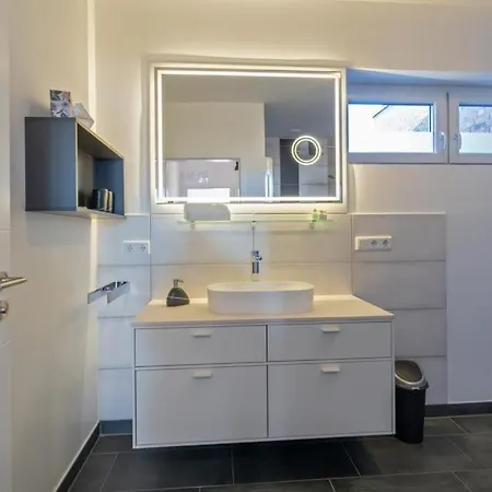 Penthouse-deck-8 Apartment